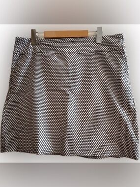 S.C. & Co. Size 16 Black & White Patterned Skort – Built-In Shorts